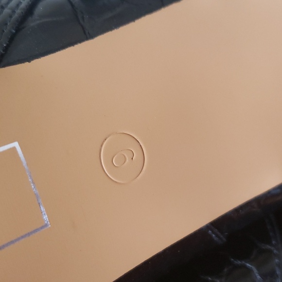 Shu Shop Black Croc Fitted Over-Knee Pointed Heeled Boots Women's Size 9 - Picture 16 of 17